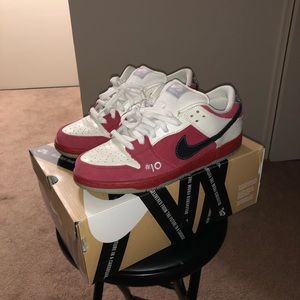 Nike SB “Roller Derby”